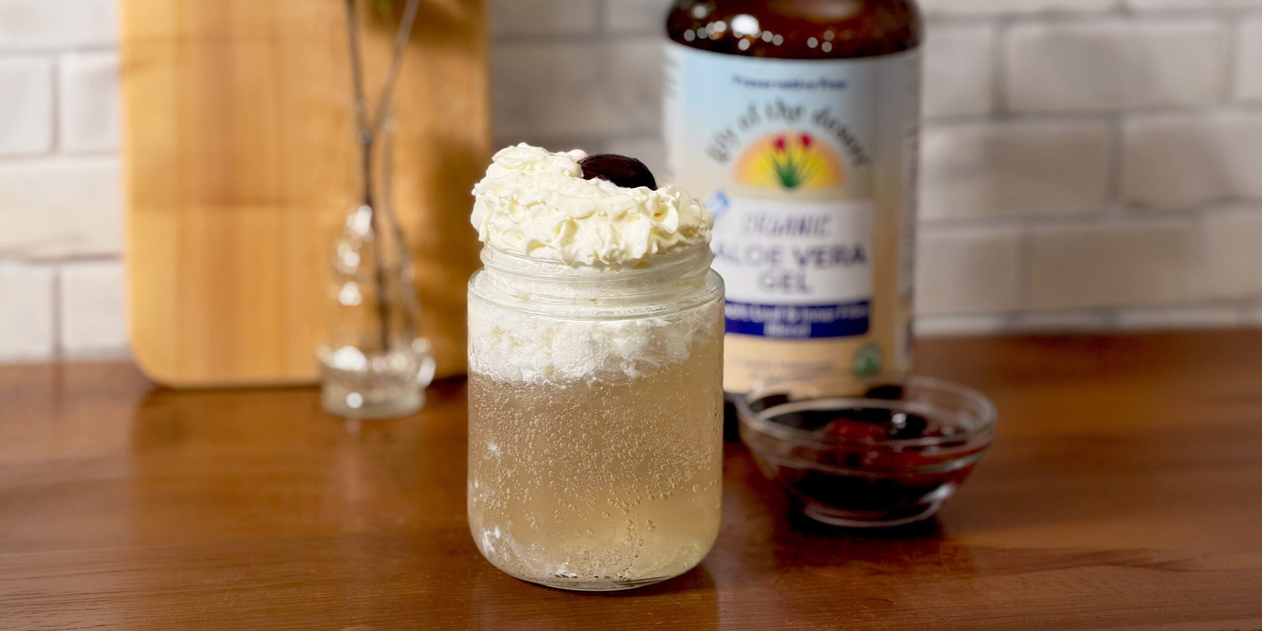 A Gut-Friendly Twist on the Classic Cream Soda Float with Aloe Vera